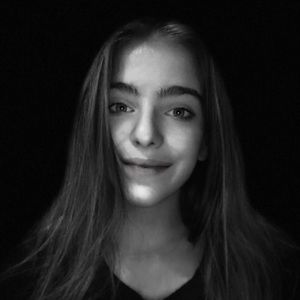 Meet your Posher, Angie